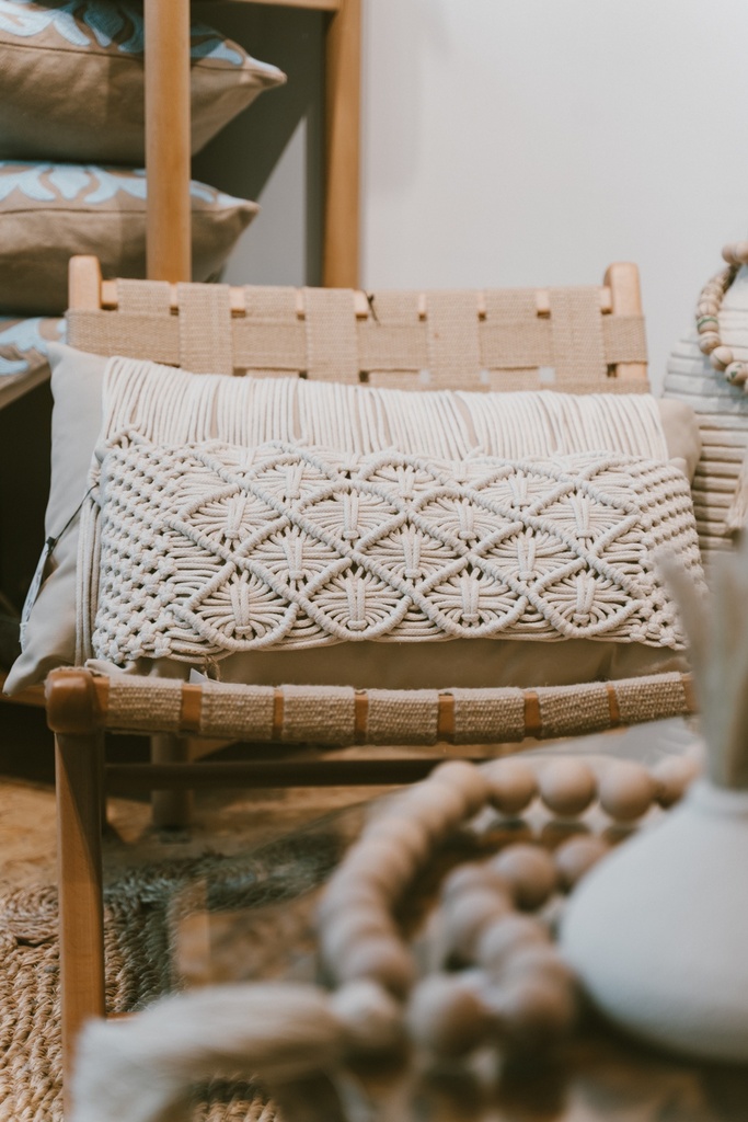 Lotus cushion