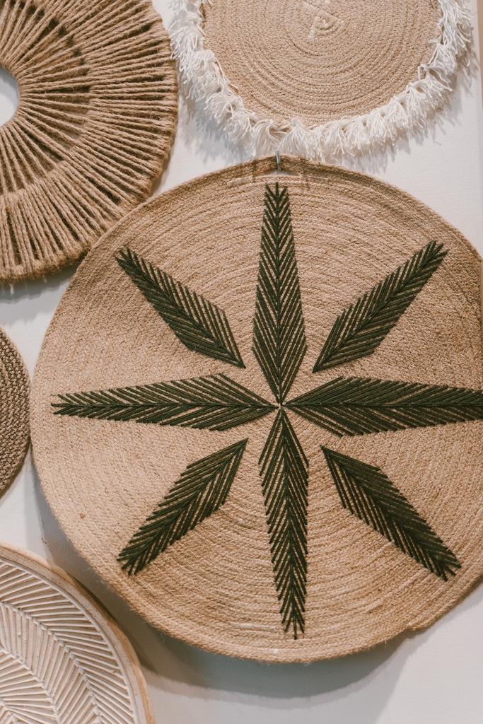 Palm leaves wall-plate