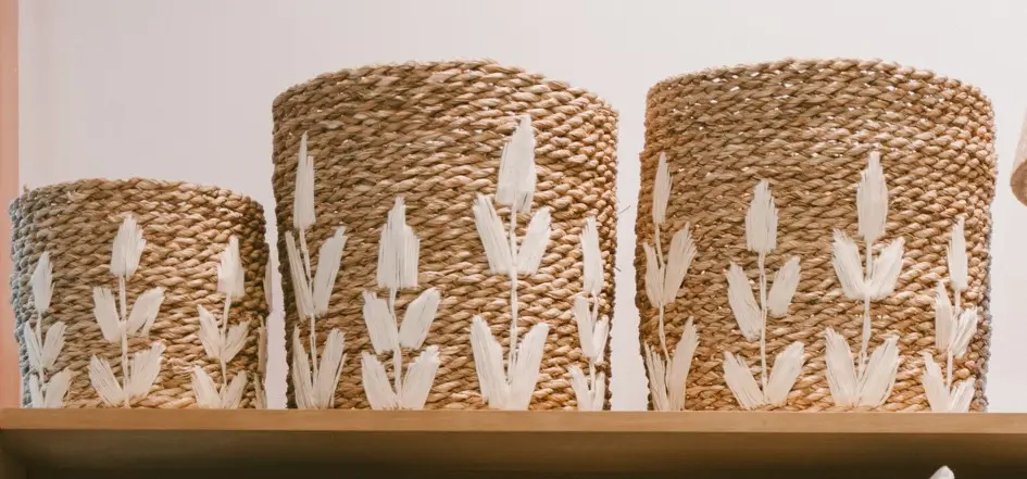 [2300013] Halfa Cup Basket Leaf-embroidery (20 X 20 CM).webp