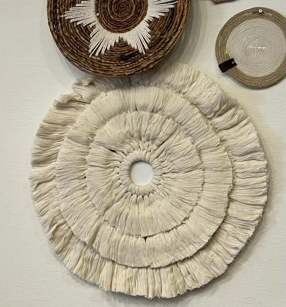 [h00028mc100] Sunshine Macrame Circle (100 CM).webp