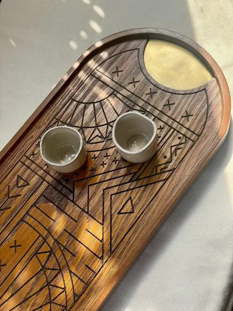 [2400RTW02] Roots wooden tray 2.webp