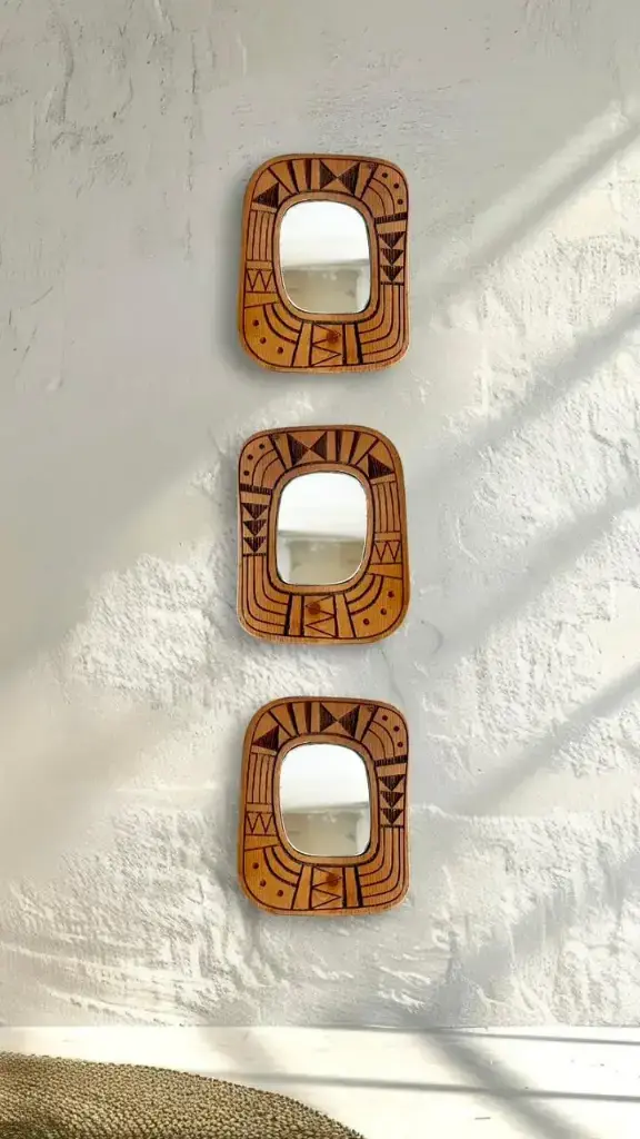 [2400RMI02] Roots irregular mirror 2.webp