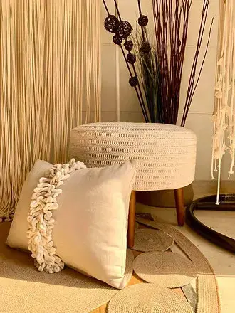 [hf0007cc60b] Hand-knitted Ottoman (60x45cm, brown).webp