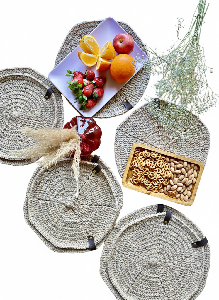 Jute-knitted placemats (set of 6)