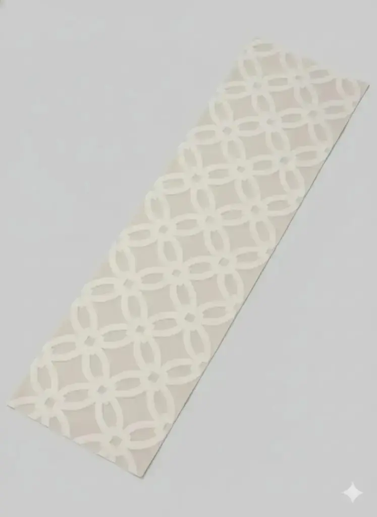 XO White Tablecloth 