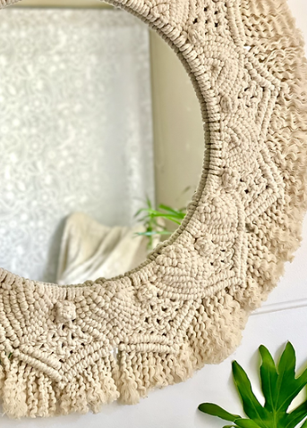 Flora mirror