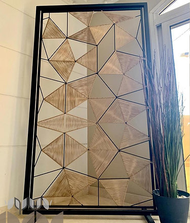Triangular Screen
