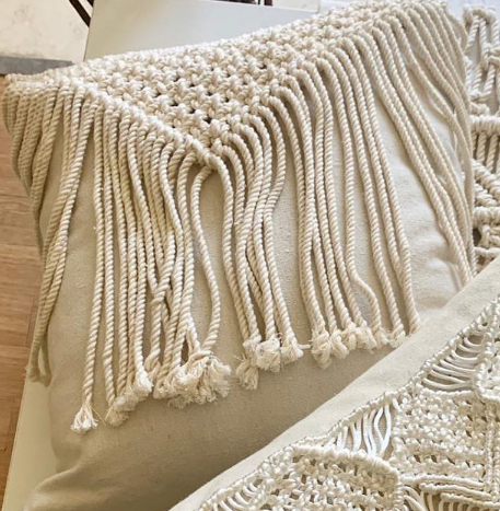 [c0004mc] Macrame Cushion- Small Triangular