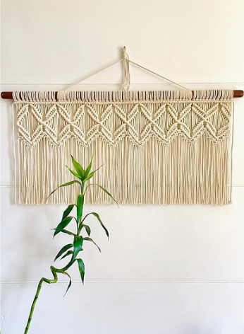 Strip wall-hang 