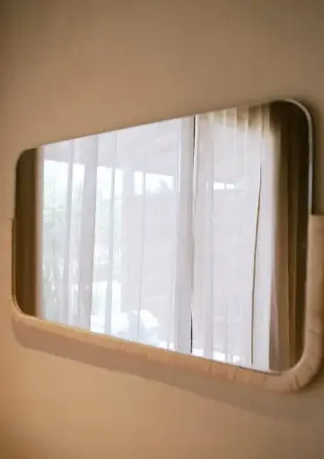Family Mirror