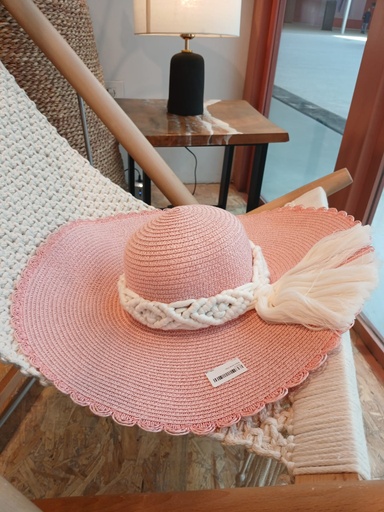 [f000102] Macrame Hat