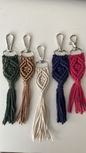 [O000smk3] Square macrame Keychain